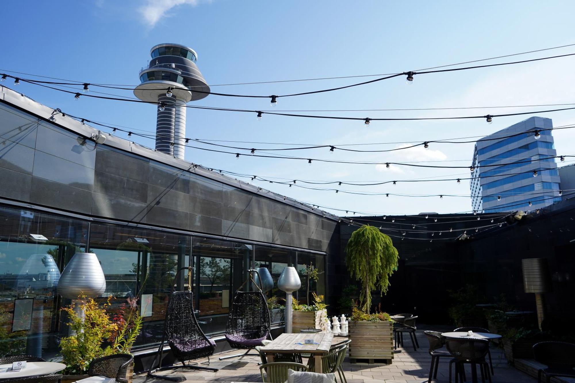 Clarion Hotel Arlanda Airport Terminal Екстериор снимка
